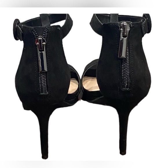 Kelly & Katie Conradd Platform Black Microsuede Sandal‎ Heel Size 8M New - Picture 3 of 4